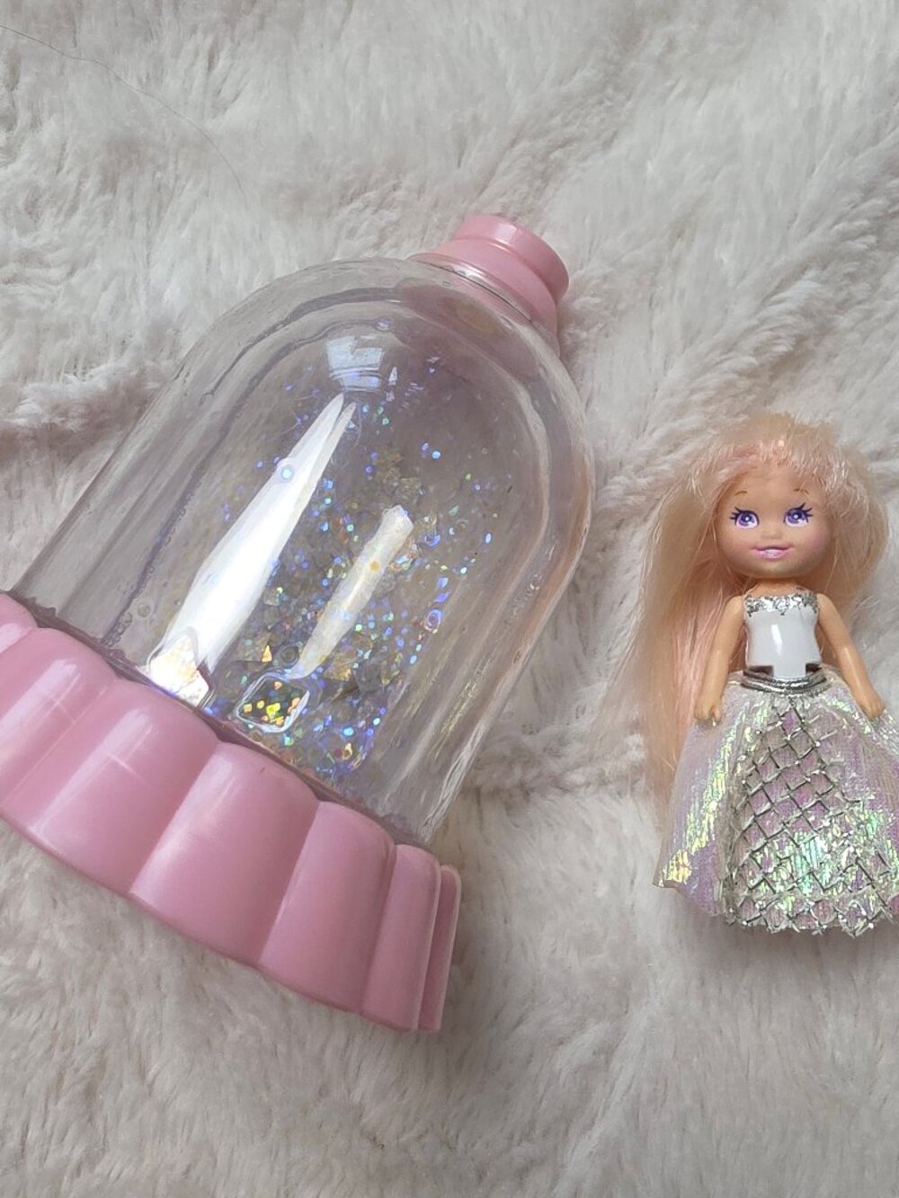 Vintage 1992 Playskool Krystal Princess Diamonds Doll Mini Snow Globe Glitter